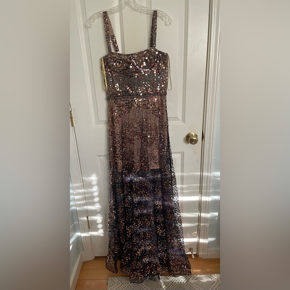 Bronx and Banco Midnight noir gown medium - Picture 2 of 9